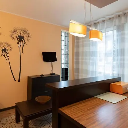 Przytulny Zeta-park 아파트